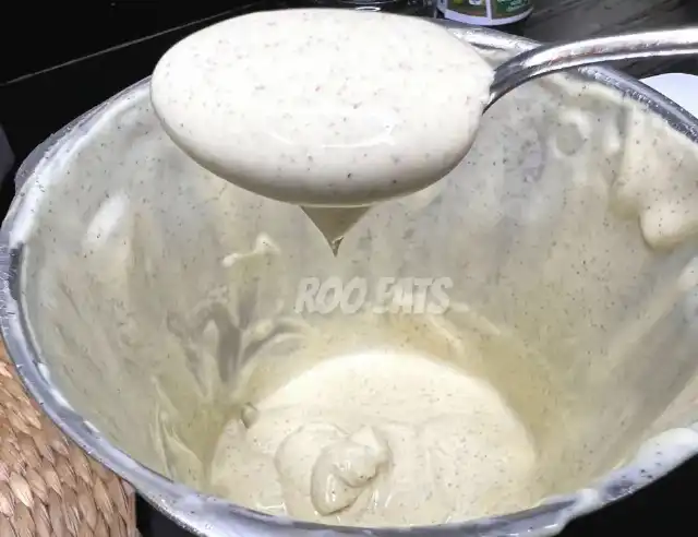 Making Eggless Mayonnaise