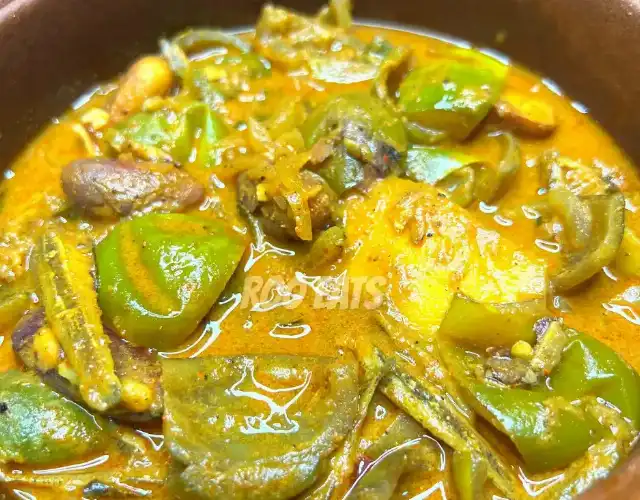 Traditional Thai Eggplant Curry