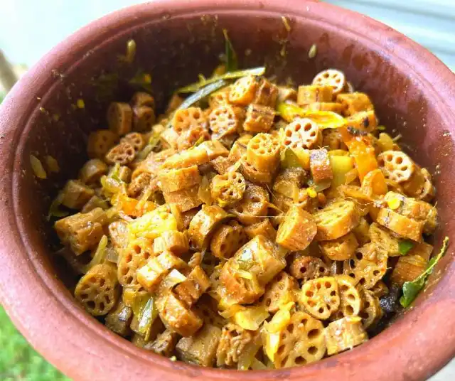 Fried Lotus Root Curry