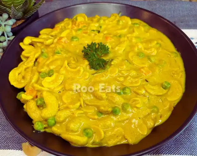 Cashew Curry Without Coconut Milk